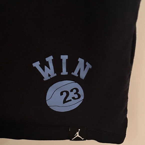 Jordan Kids Navy Blue Tee with Blue 'North' Graphic, Size Youth  M - Picture 3 of 7